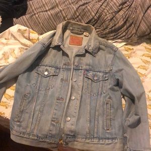 Levi’s Trucker Jacket sz Medium